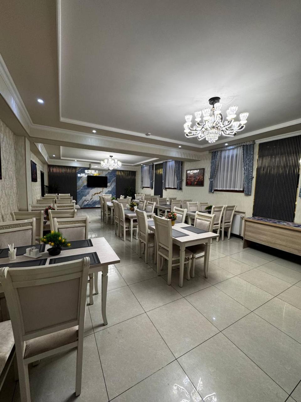 Ark Billur Halal Hotel Tasken Kültér fotó